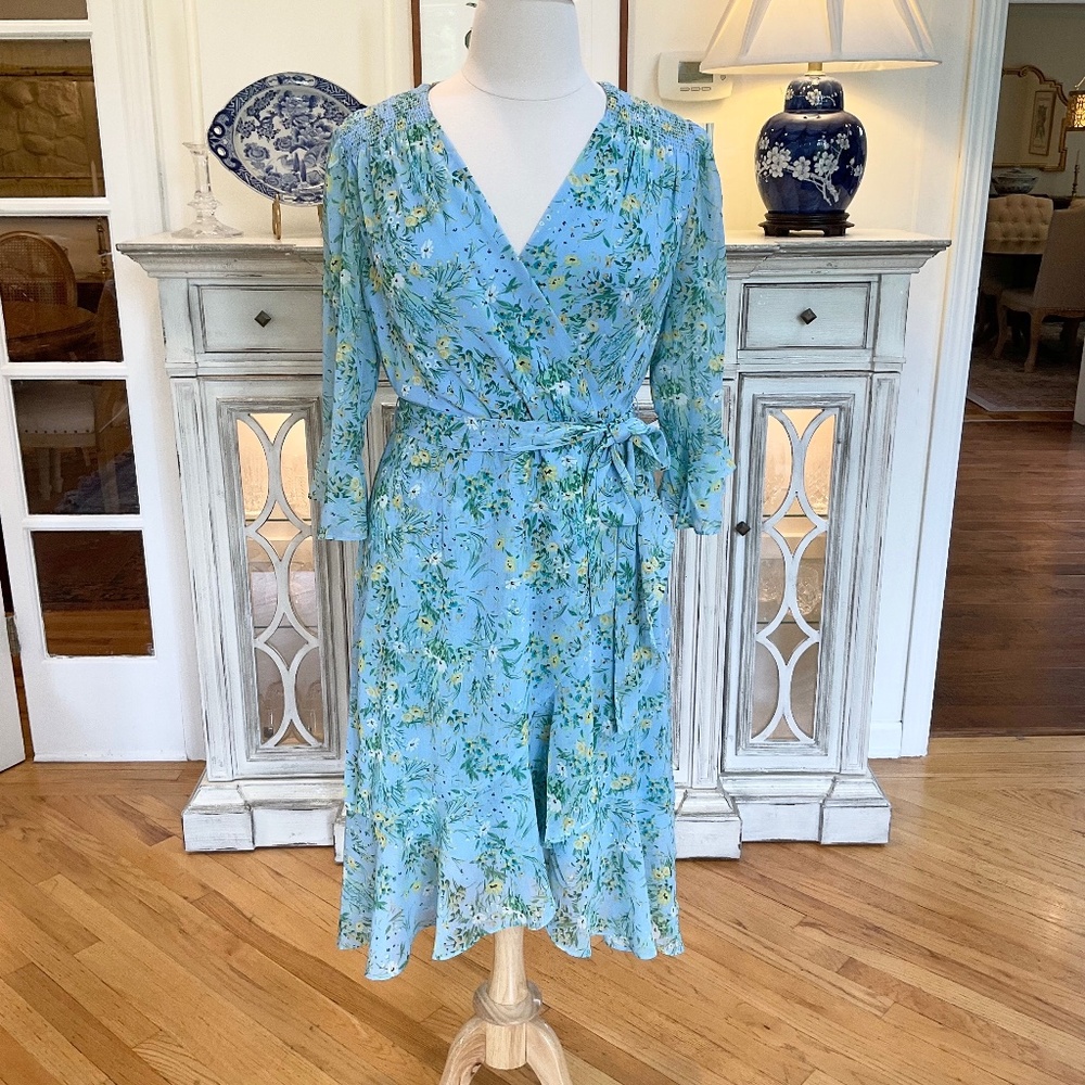 Adrianna Papell Floral Light Blue Print Wrap Dress Size 16
